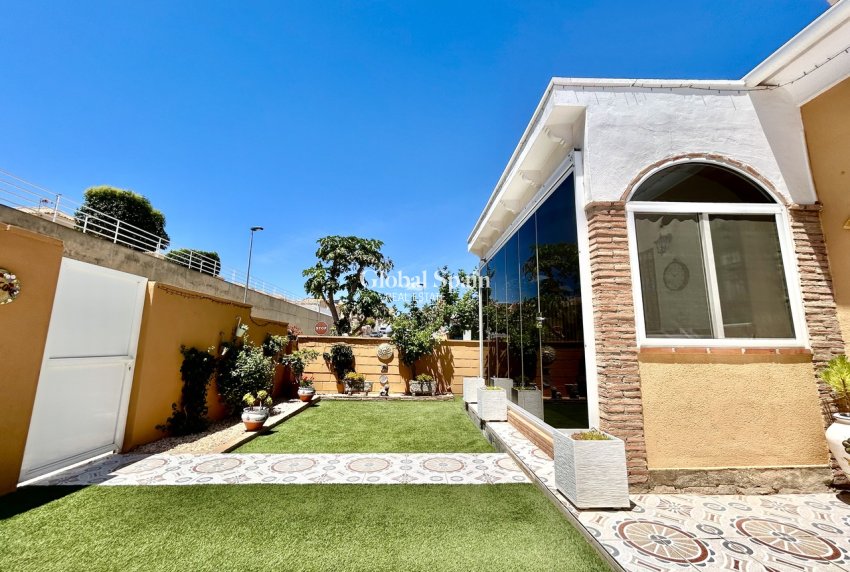 Odsprzedaż - WILLA  -
LOS BALCONES - LOS ALTOS - Costa Blanca