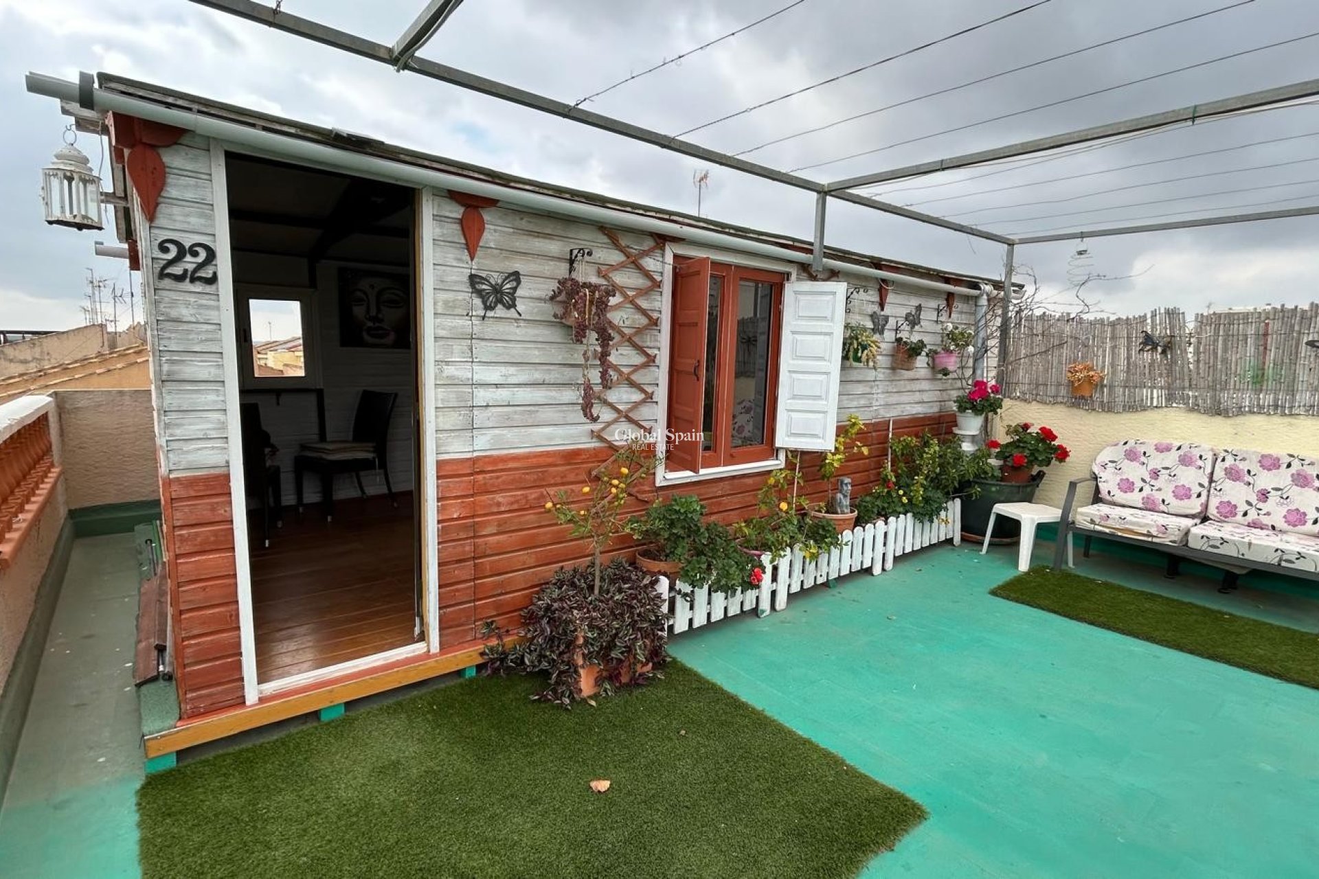 Odsprzedaż - WILLA  -
LOS MONTESINOS - Costa Blanca