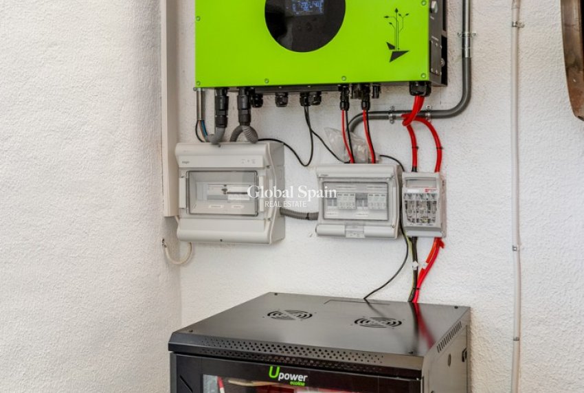 Odsprzedaż - WILLA  -
LOS MONTESINOS - Costa Blanca