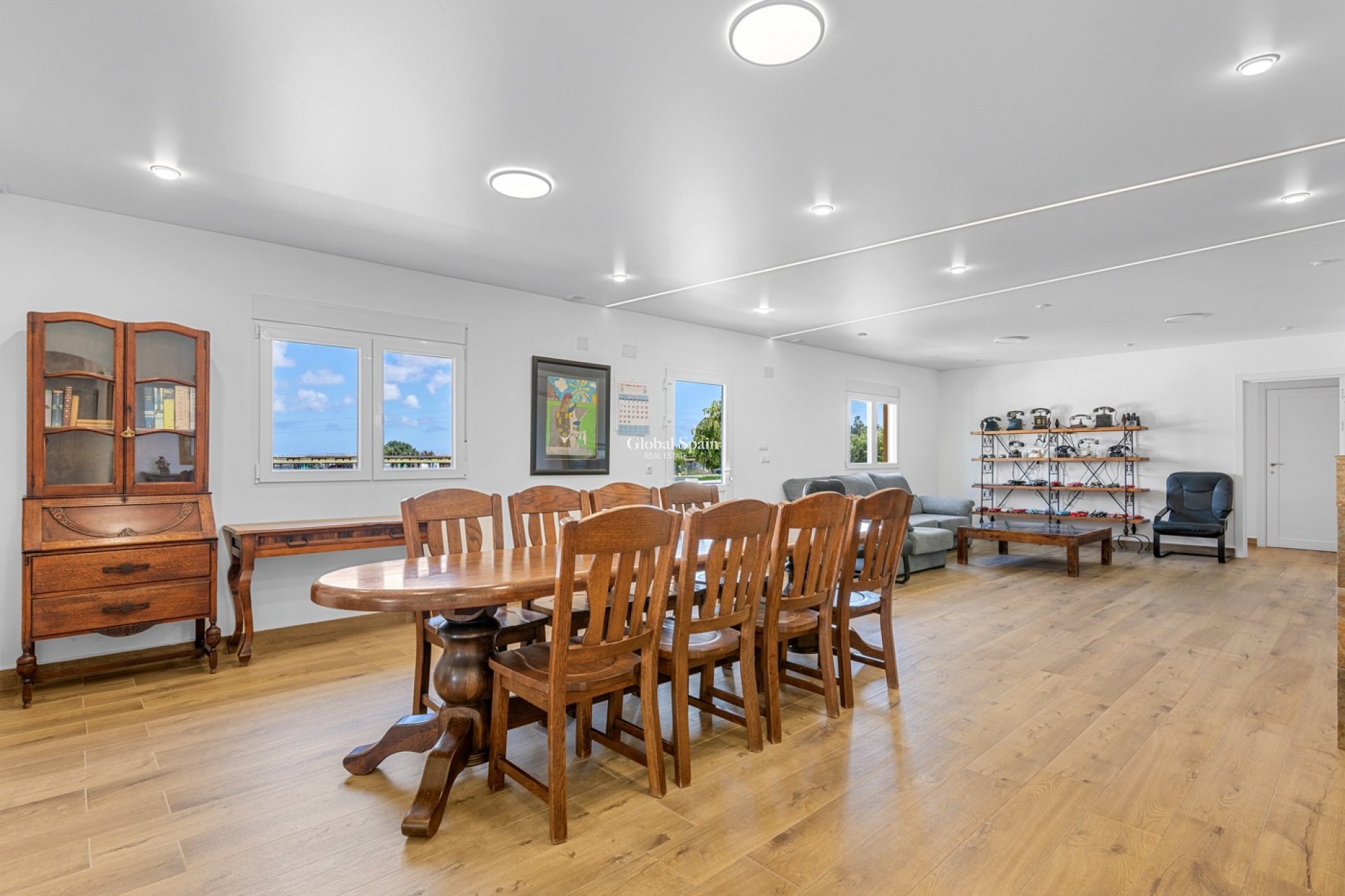 Odsprzedaż - WILLA  -
LOS MONTESINOS - Costa Blanca