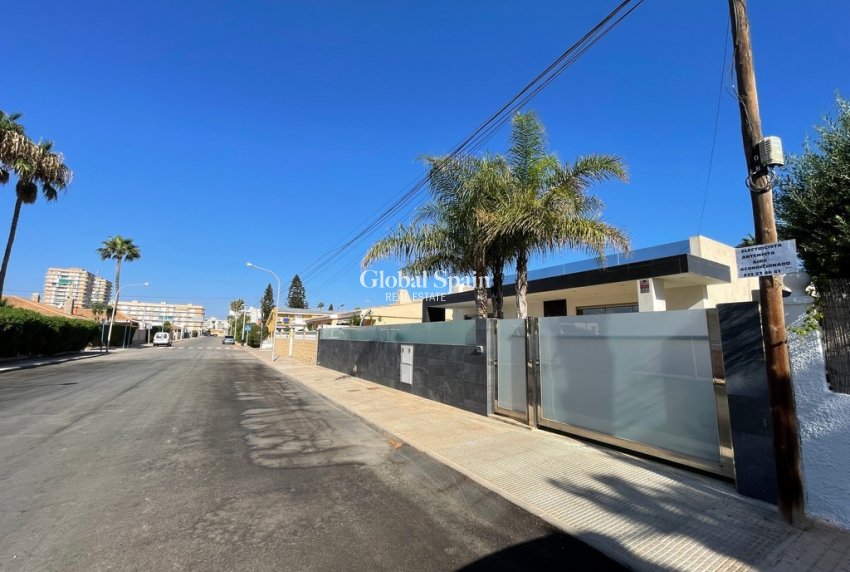 Odsprzedaż - WILLA  -
MAR DE CRISTAL - Costa Calida