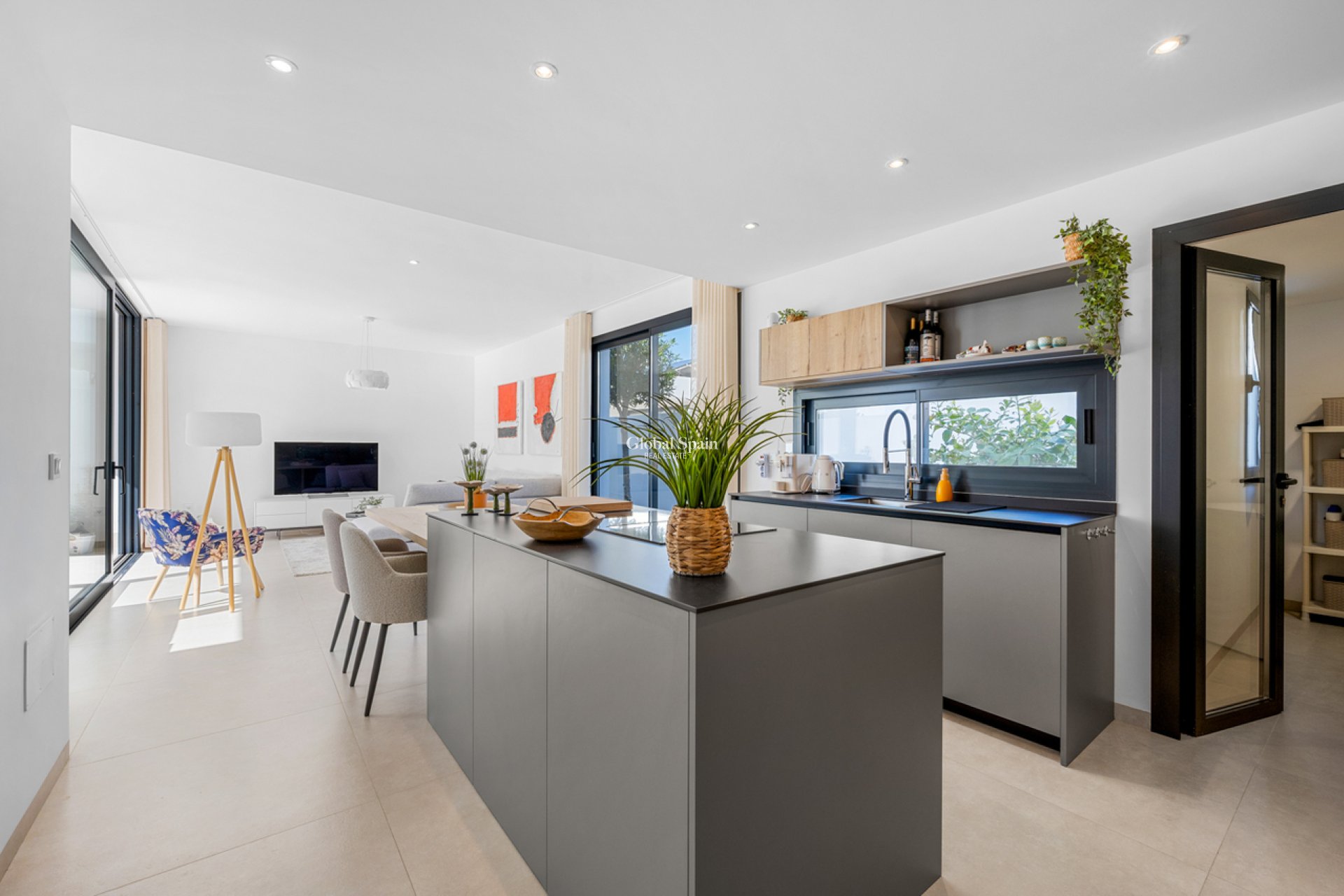 Odsprzedaż - WILLA  -
MAR DE CRISTAL - Costa Calida