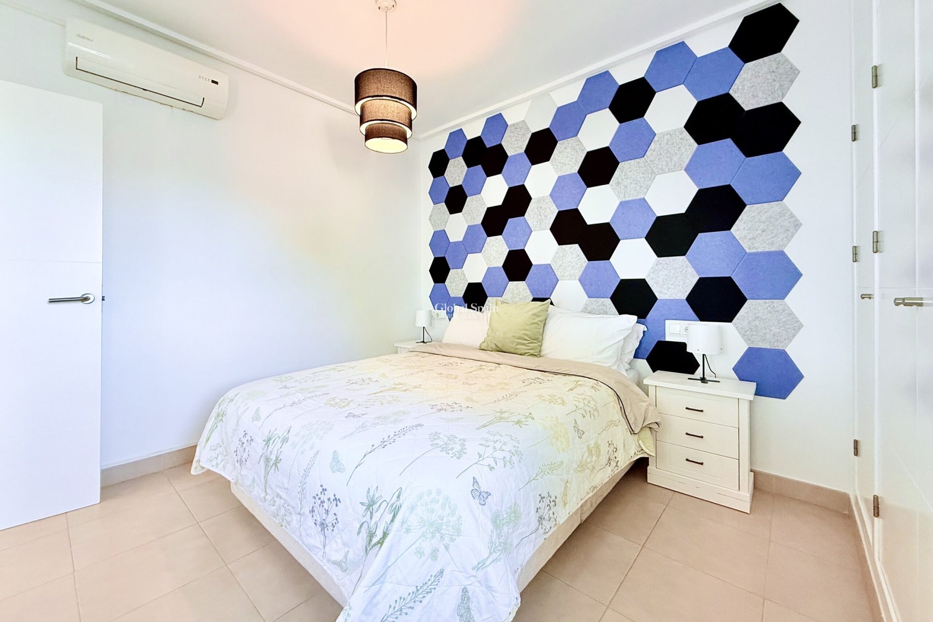 Odsprzedaż - WILLA  -
MAR MENOR GOLF RESORT - Inland