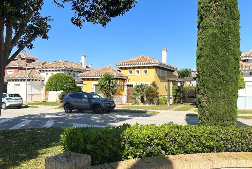 Odsprzedaż - WILLA  -
MAR MENOR GOLF RESORT - Inland