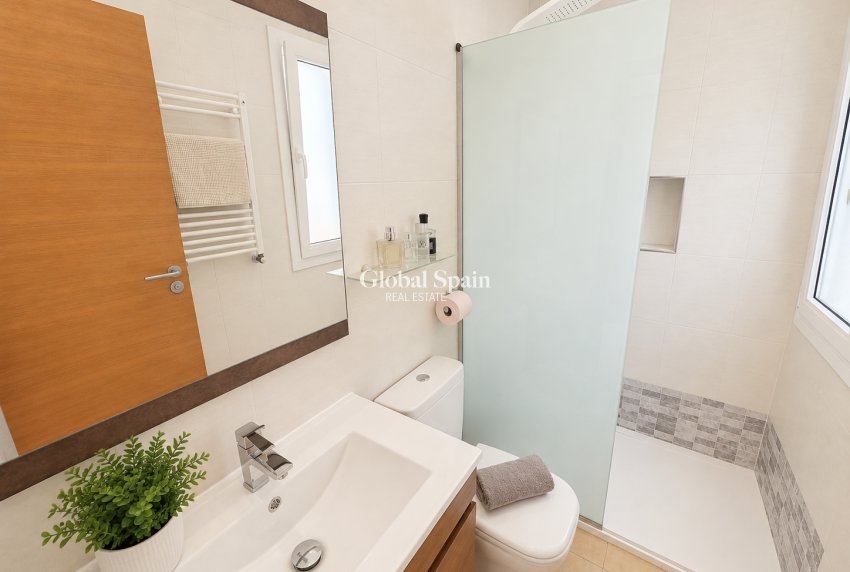 Odsprzedaż - WILLA  -
MAR MENOR GOLF RESORT - Inland