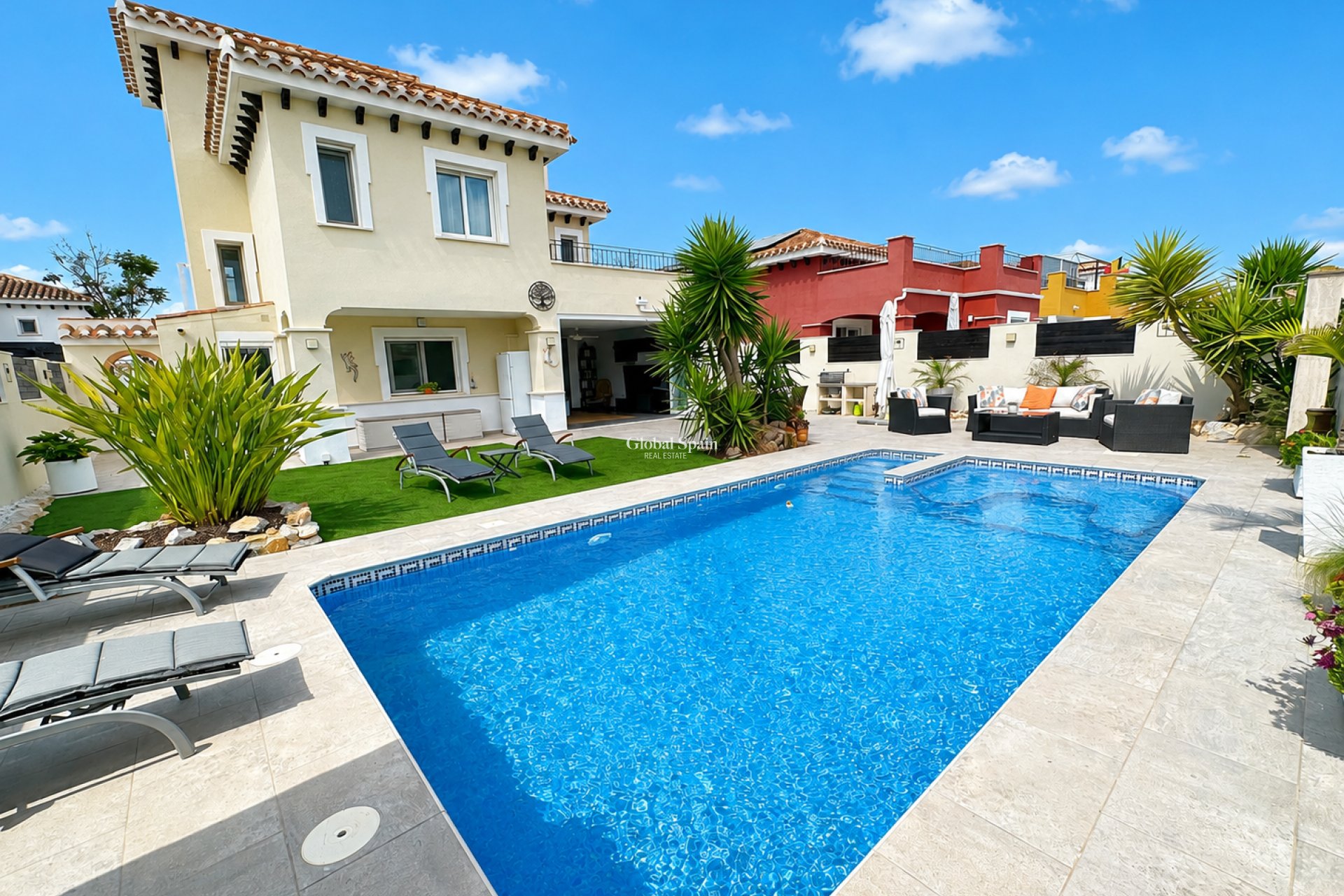 Odsprzedaż - WILLA  -
MAR MENOR GOLF RESORT - Inland