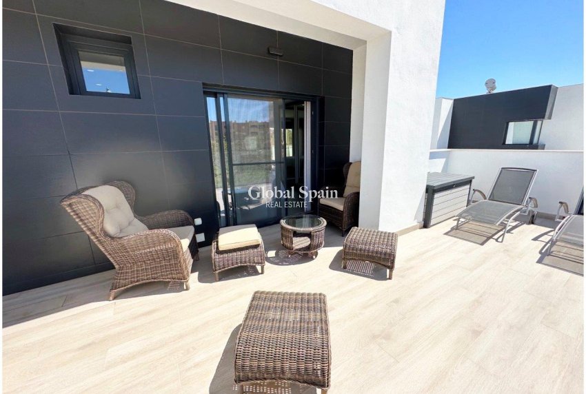 Odsprzedaż - WILLA  -
MAR MENOR GOLF RESORT - Inland