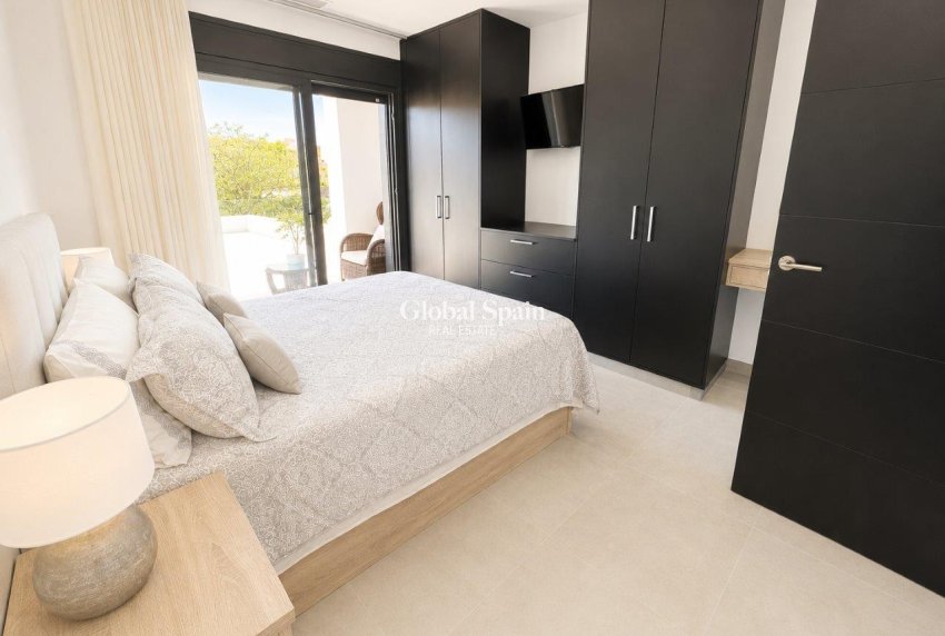 Odsprzedaż - WILLA  -
MAR MENOR GOLF RESORT - Inland