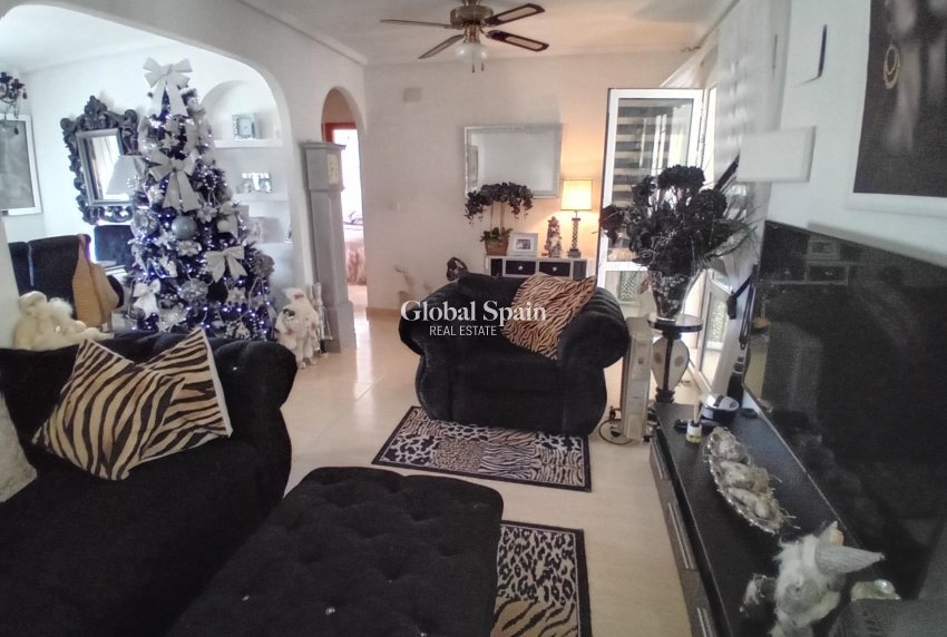 Odsprzedaż - WILLA  -
MAZARRÓN - Camposol