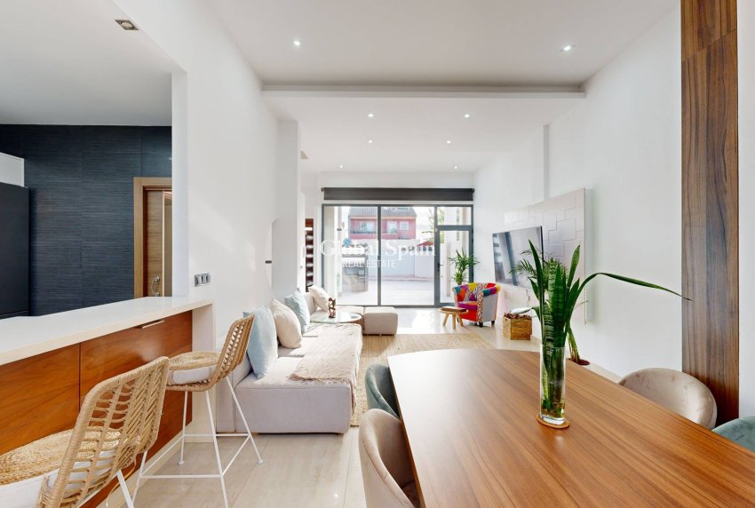 Odsprzedaż - WILLA  -
MOLINA DEL SEGURA - Torrealta