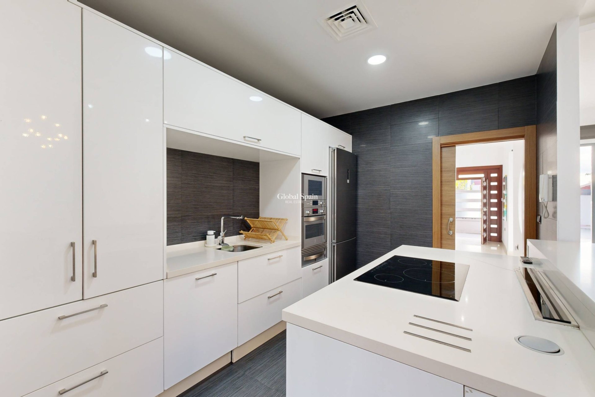 Odsprzedaż - WILLA  -
MOLINA DEL SEGURA - Torrealta