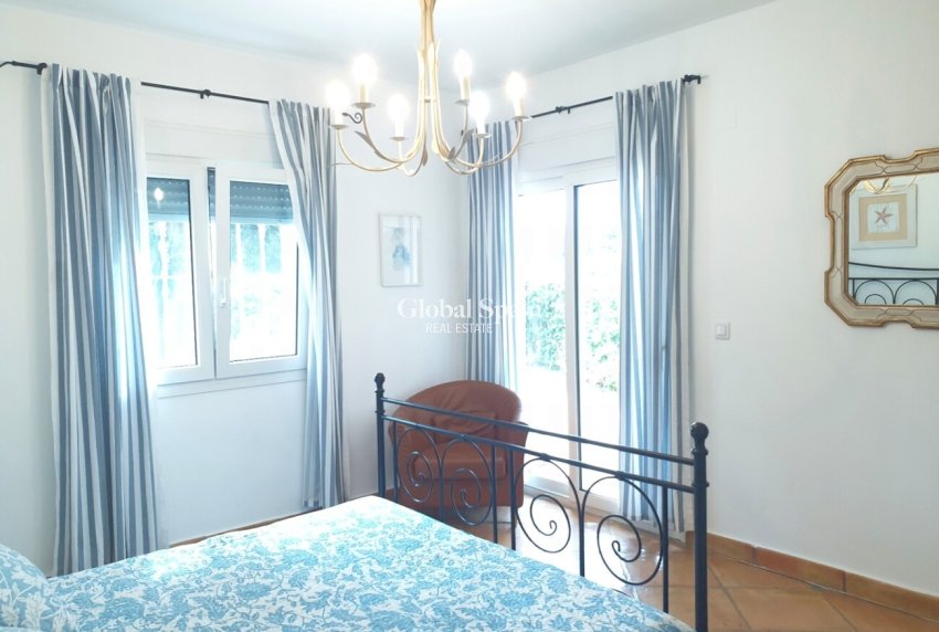 Odsprzedaż - WILLA  -
MORAIRA_TEULADA - Costa Blanca