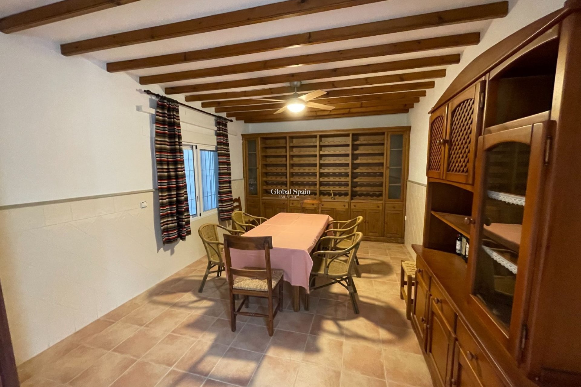 Odsprzedaż - WILLA  -
MURCIA - Inland