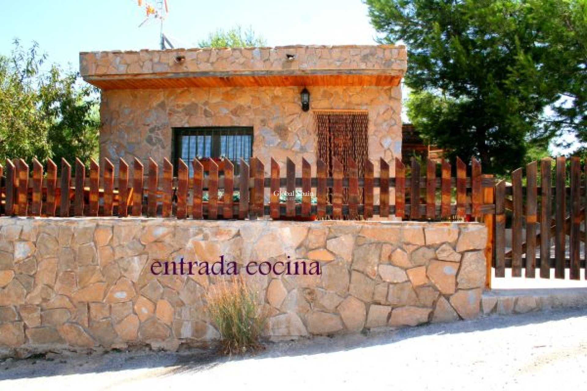 Odsprzedaż - WILLA  -
MURCIA - Inland