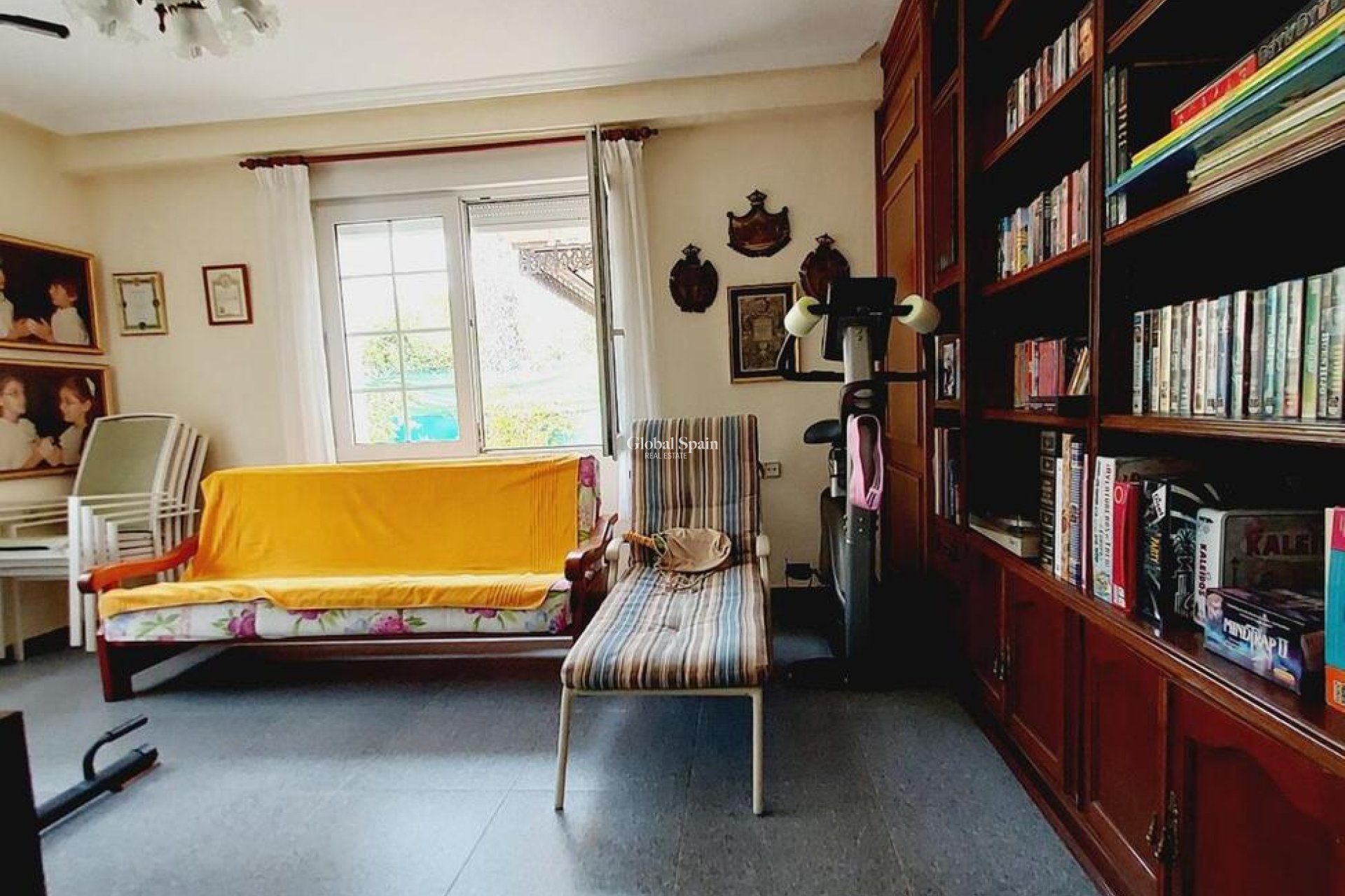 Odsprzedaż - WILLA  -
ORIHUELA COSTA - CABO ROIG