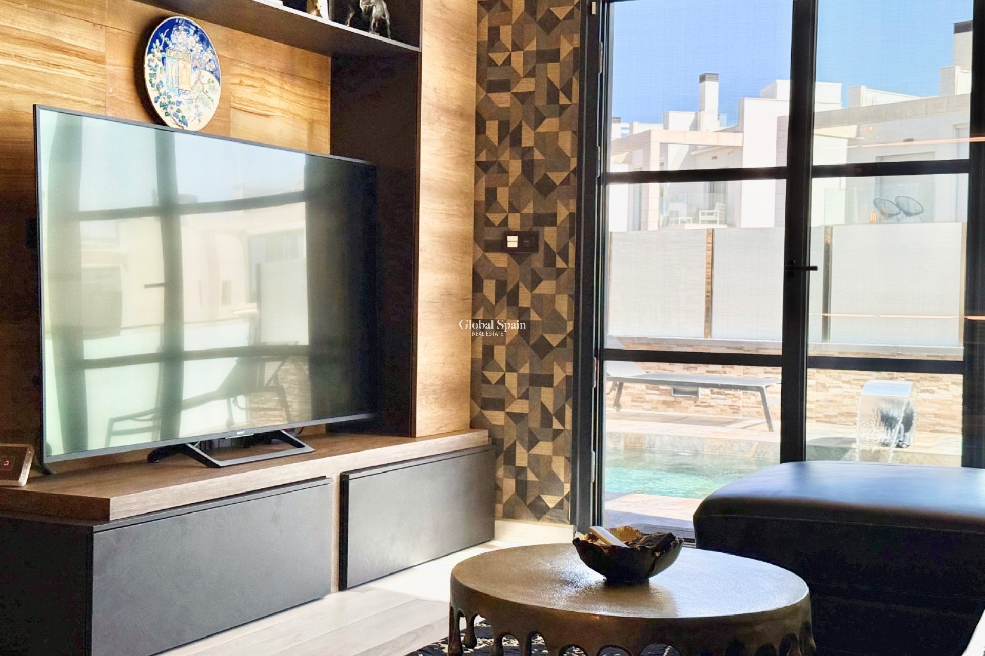 Odsprzedaż - WILLA  -
ORIHUELA COSTA - CABO ROIG