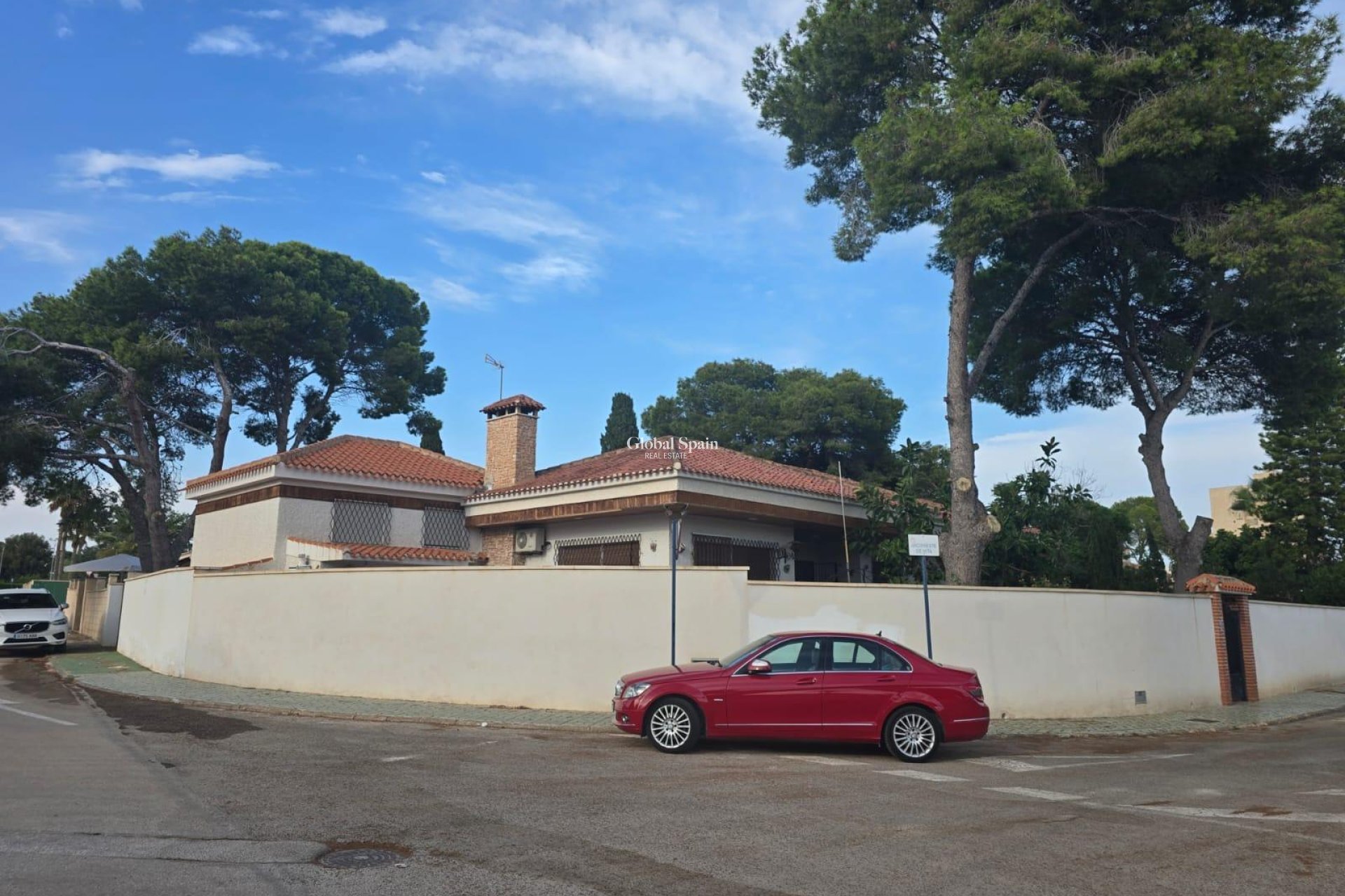 Odsprzedaż - WILLA  -
ORIHUELA COSTA - CAMPOAMOR