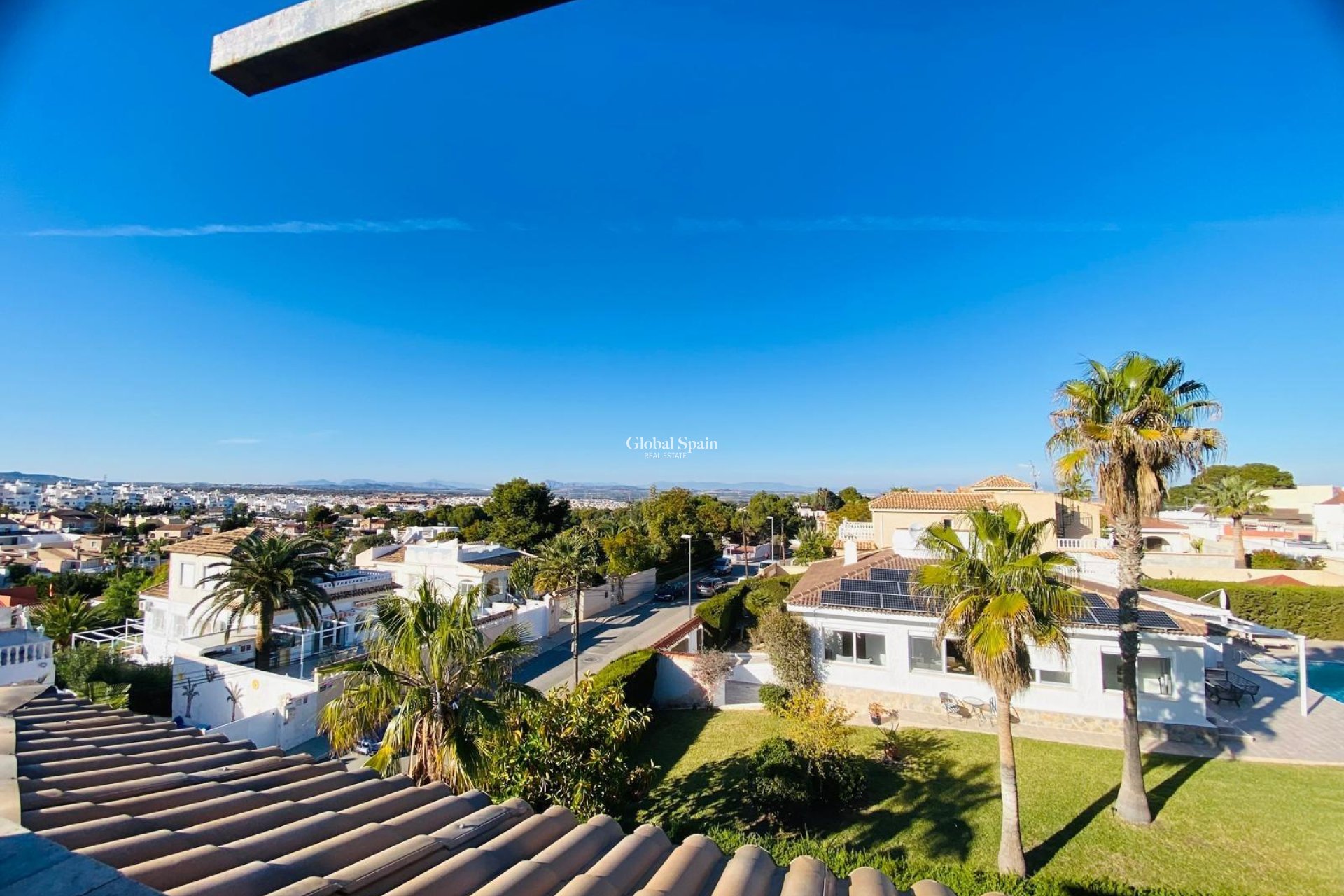 Odsprzedaż - WILLA  -
ORIHUELA COSTA - La Florida