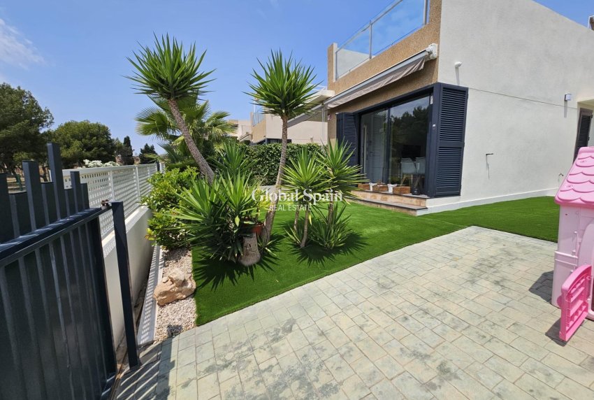 Odsprzedaż - WILLA  -
ORIHUELA COSTA - La Regia