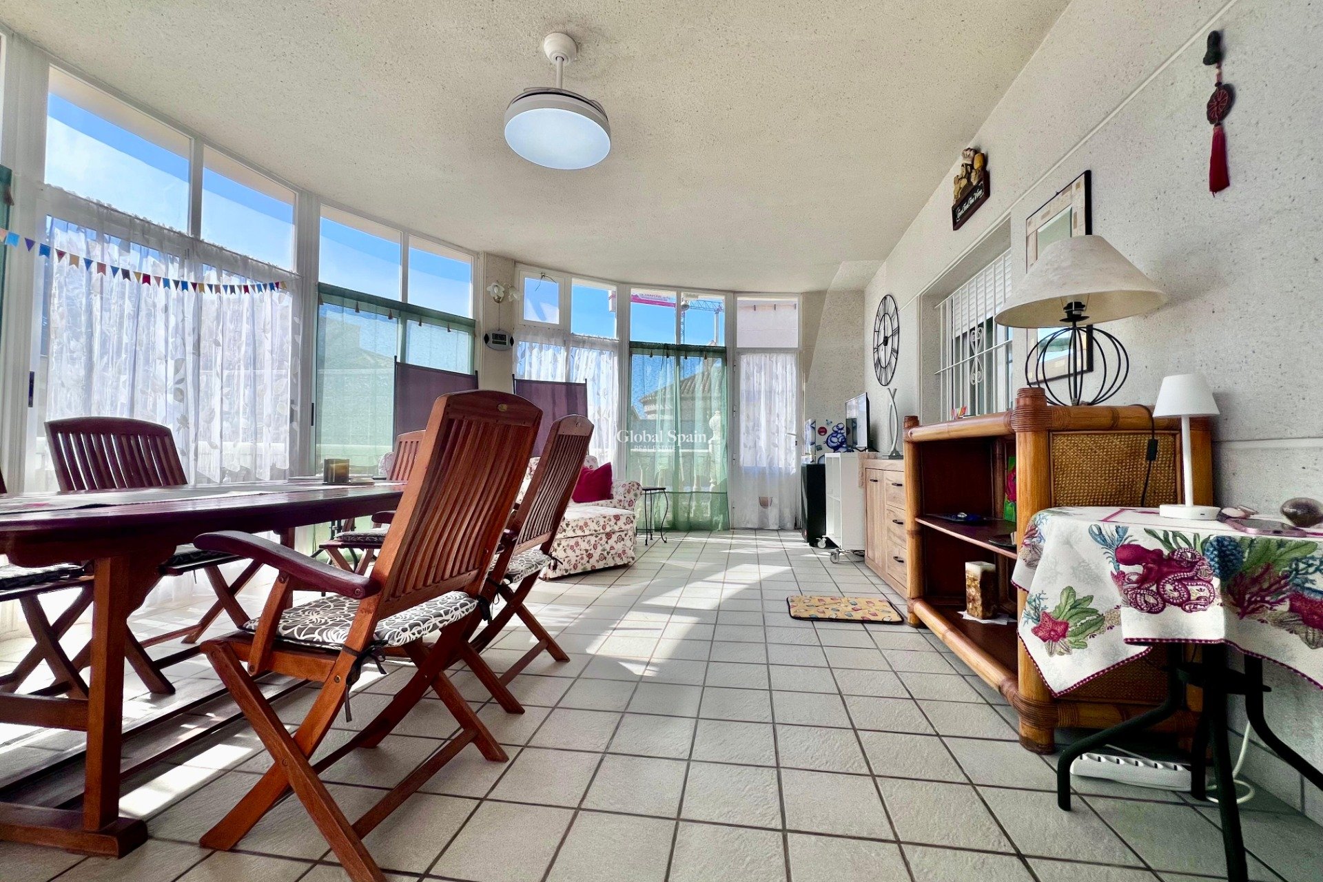 Odsprzedaż - WILLA  -
ORIHUELA COSTA - La Zenia