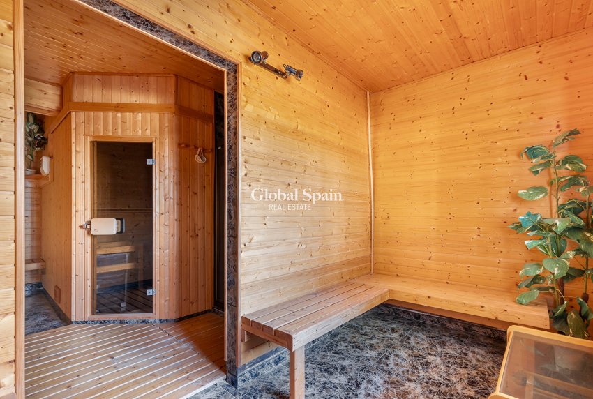 Odsprzedaż - Willa -
ORIHUELA COSTA - Las Filipinas