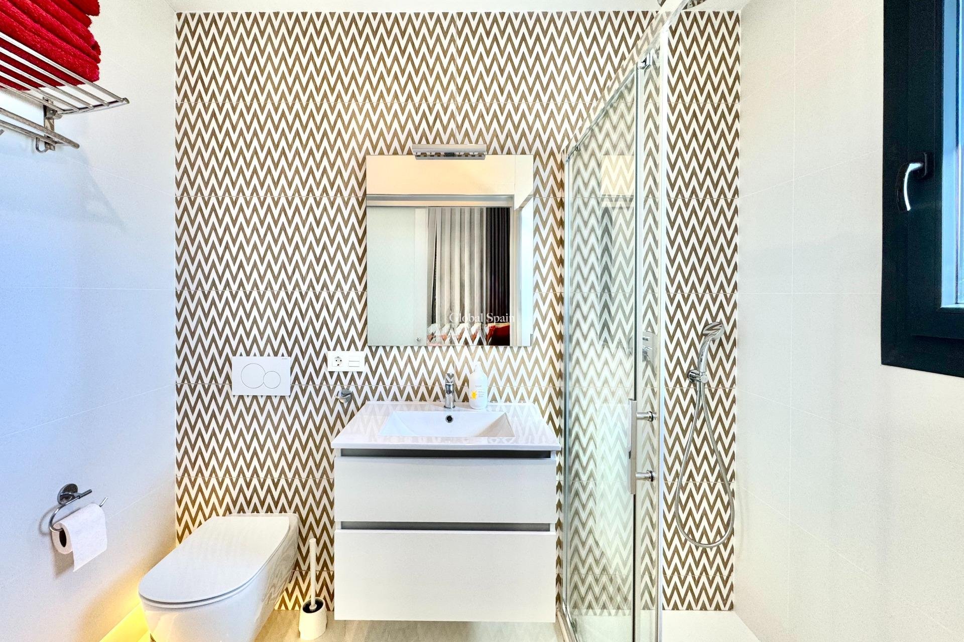 Odsprzedaż - WILLA  -
ORIHUELA COSTA - Lomas de Cabo Roig