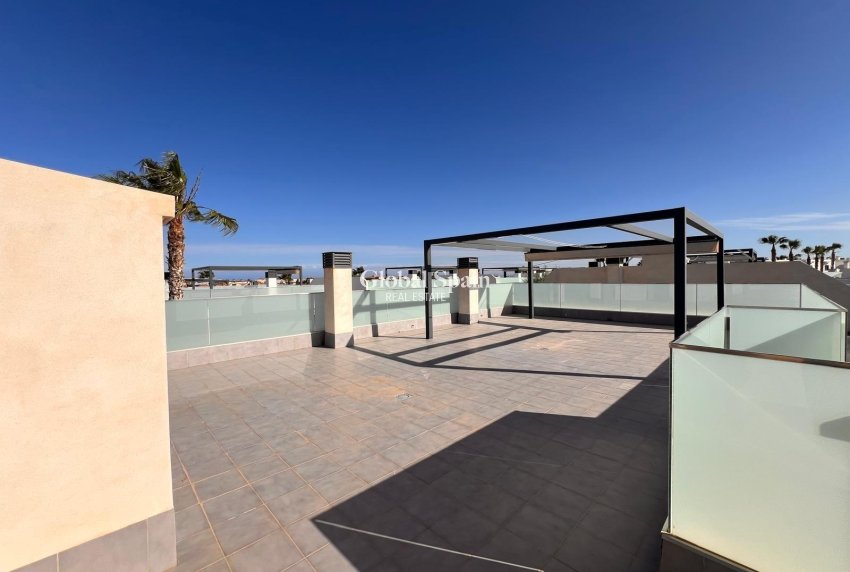 Odsprzedaż - WILLA  -
ORIHUELA COSTA - Lomas de Cabo Roig