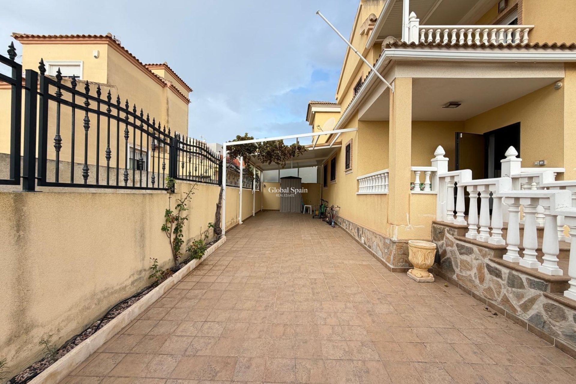 Odsprzedaż - WILLA  -
ORIHUELA COSTA - Lomas De Don Juan