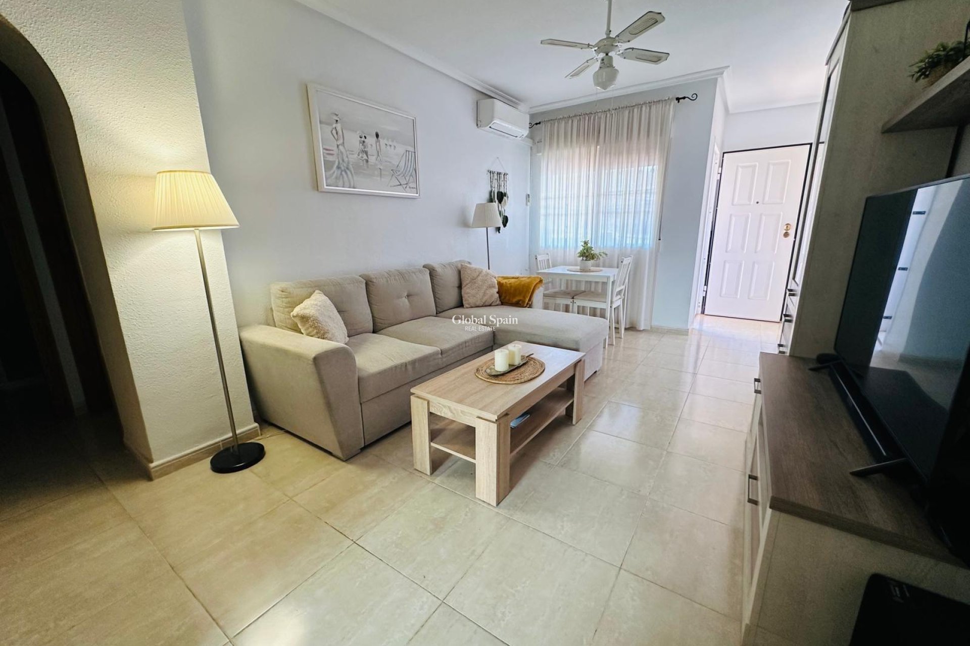 Odsprzedaż - WILLA  -
ORIHUELA COSTA - LOS BALCONES - LOS ALTOS