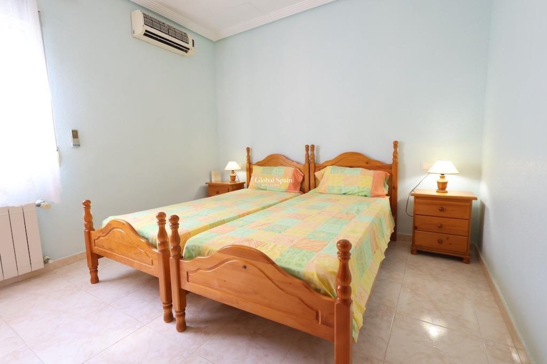 Odsprzedaż - Willa -
ORIHUELA COSTA - Los Balcones