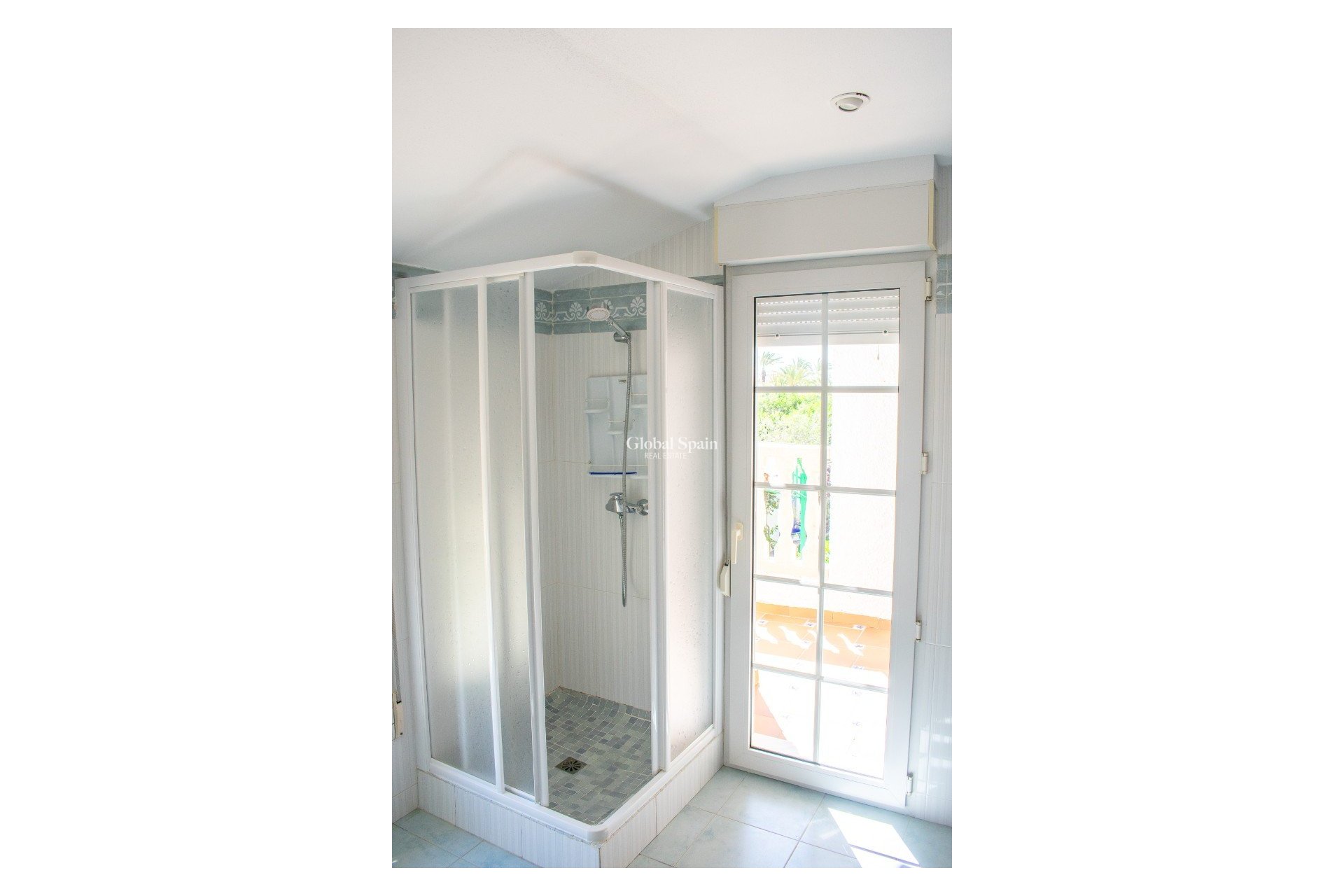 Odsprzedaż - WILLA  -
ORIHUELA COSTA - MUY CERCA DE LA PLAYA