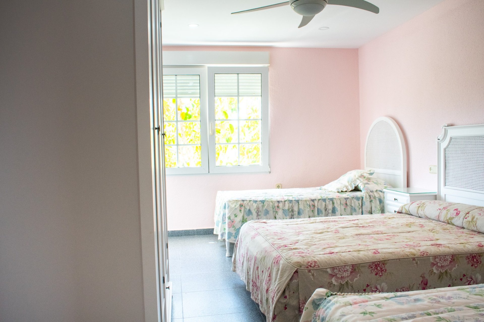 Odsprzedaż - WILLA  -
ORIHUELA COSTA - MUY CERCA DE LA PLAYA