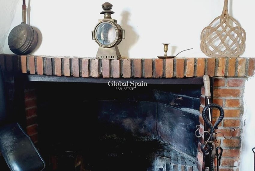 Odsprzedaż - WILLA  -
ORIHUELA COSTA - Punta Prima