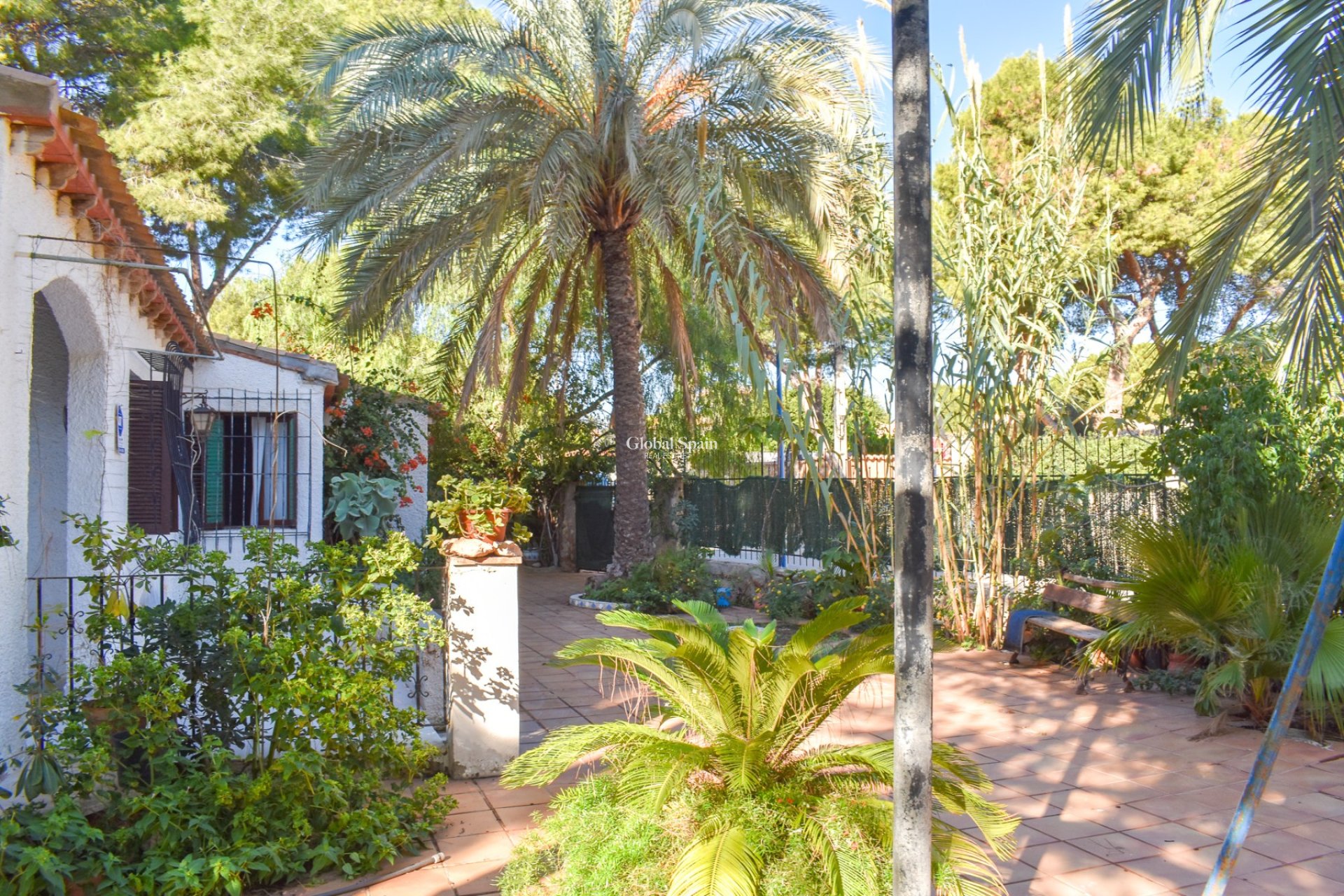 Odsprzedaż - WILLA  -
ORIHUELA COSTA - Punta Prima