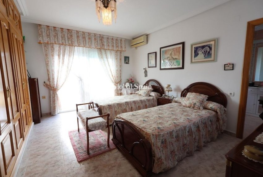 Odsprzedaż - Willa -
ORIHUELA COSTA - Villamartín-Las Filipinas