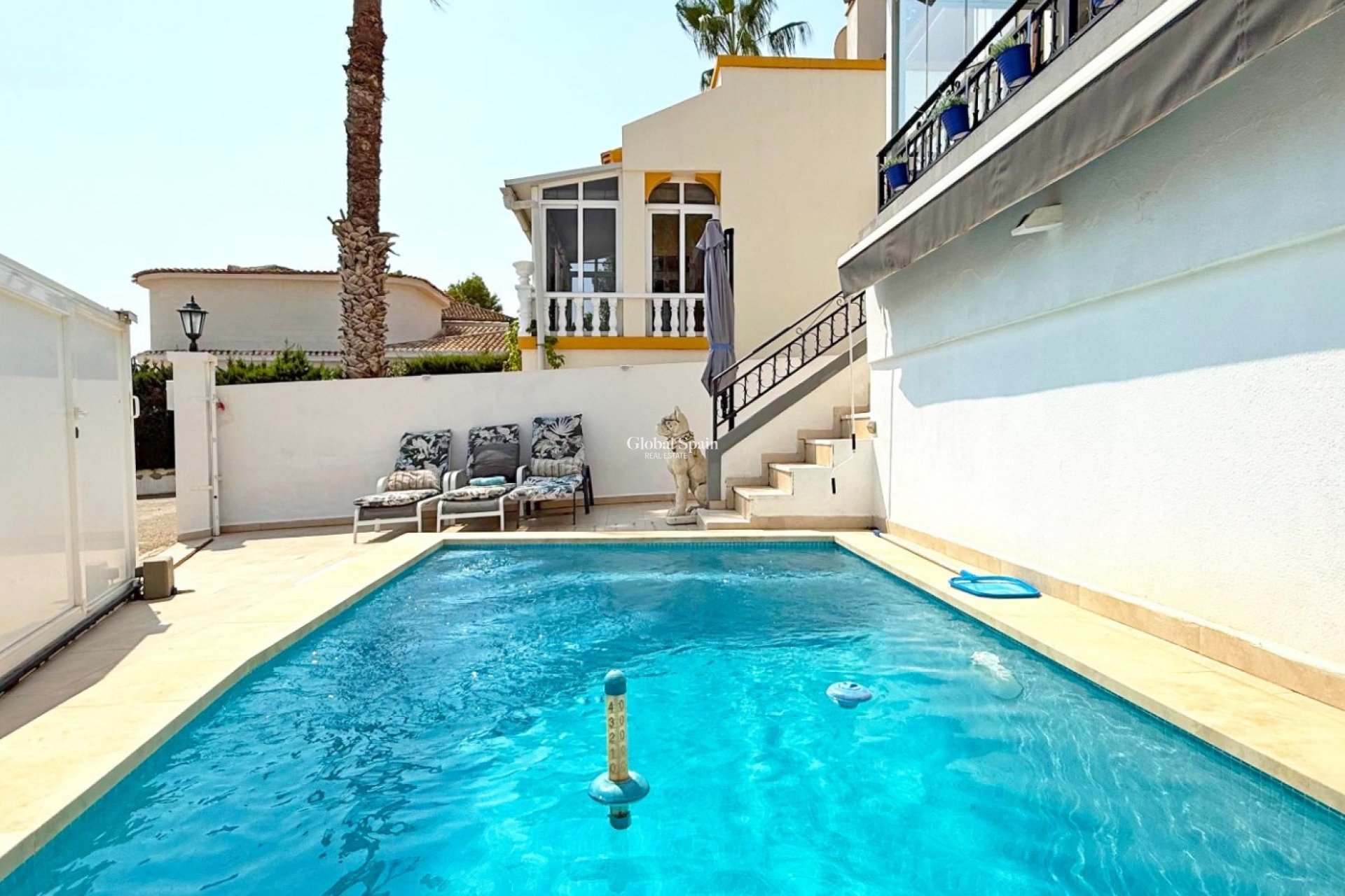 Odsprzedaż - Willa -
ORIHUELA COSTA - VILLAMARTÍN