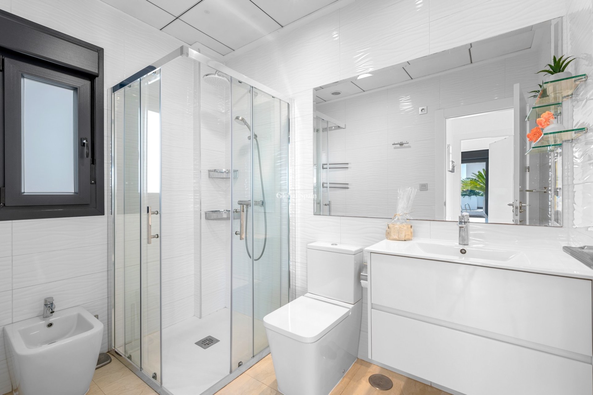 Odsprzedaż - WILLA  -
ORIHUELA COSTA - VILLAMARTÍN