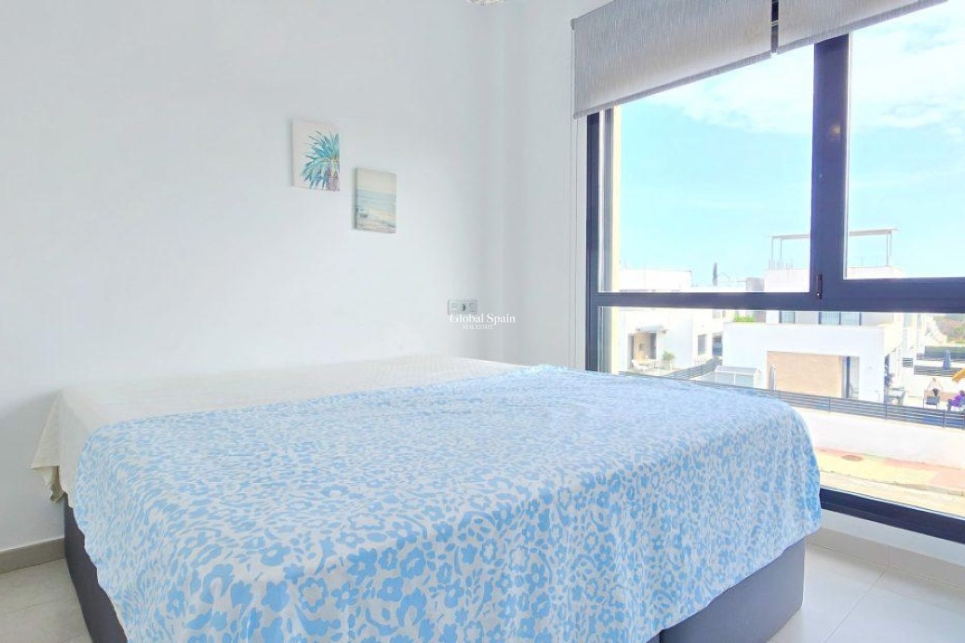 Odsprzedaż - Willa -
ORIHUELA COSTA - VILLAMARTÍN