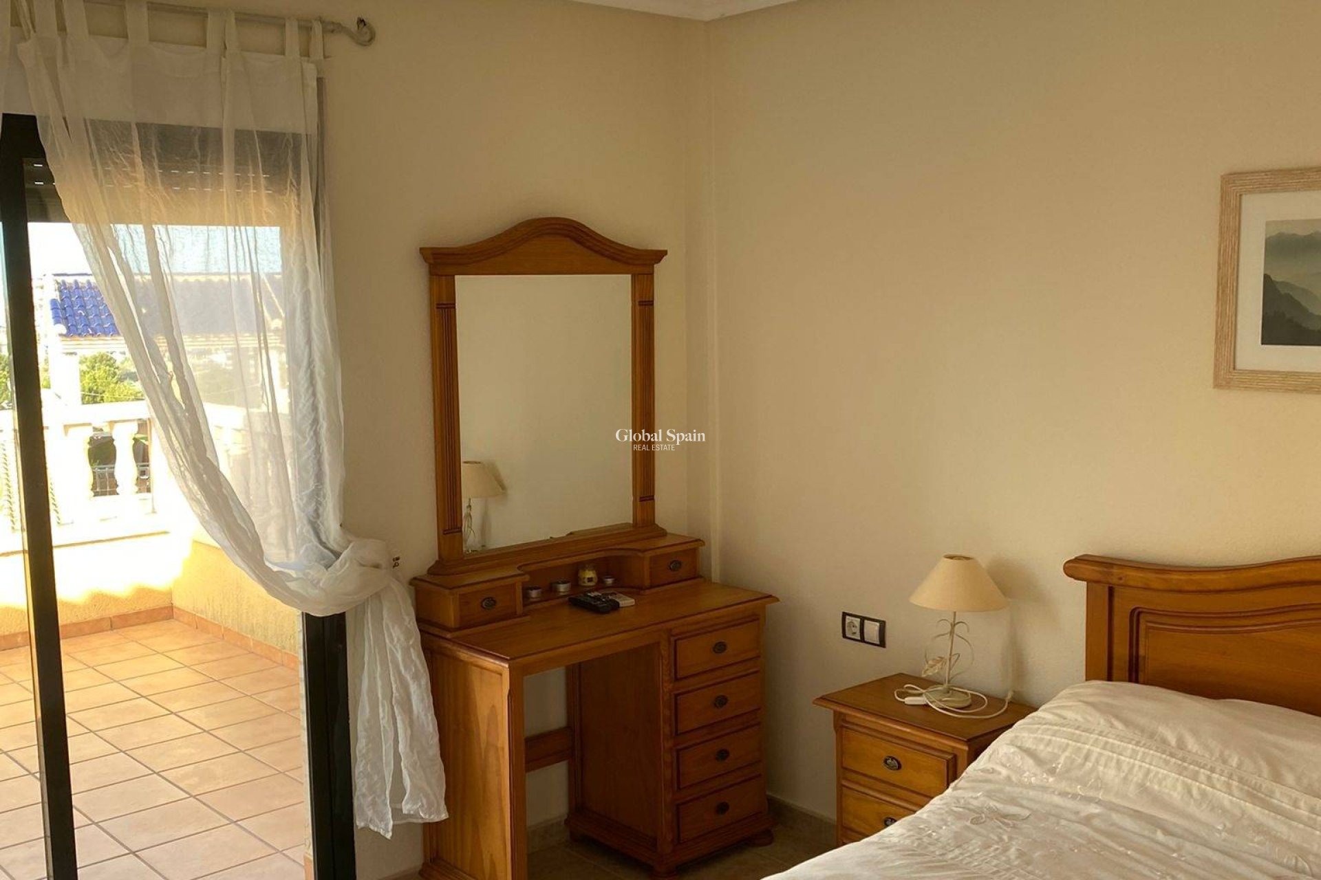 Odsprzedaż - WILLA  -
ORIHUELA COSTA - VILLAMARTÍN