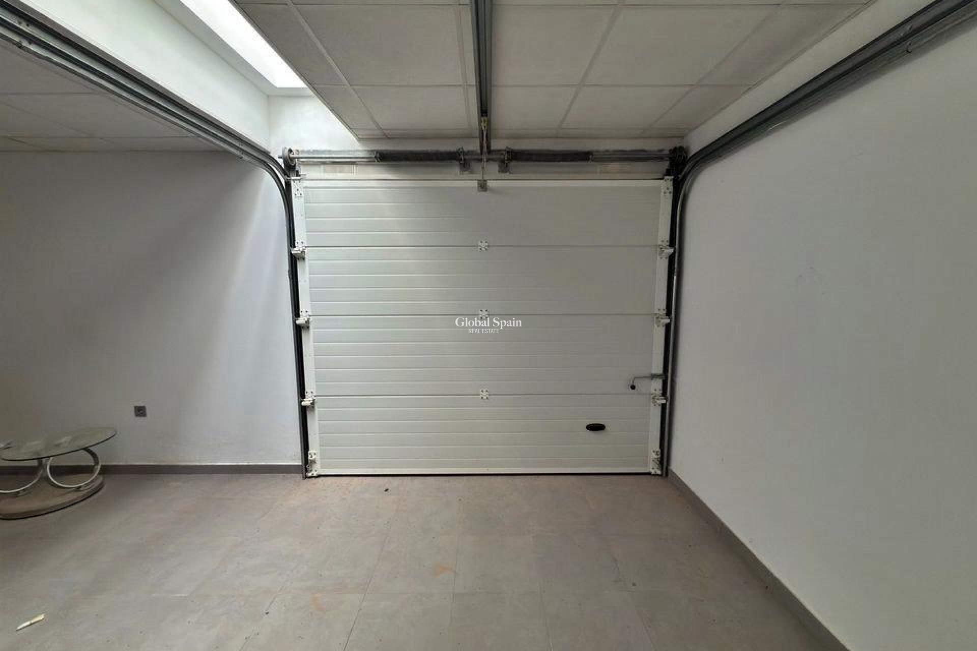 Odsprzedaż - WILLA  -
ORIHUELA COSTA - VILLAMARTÍN