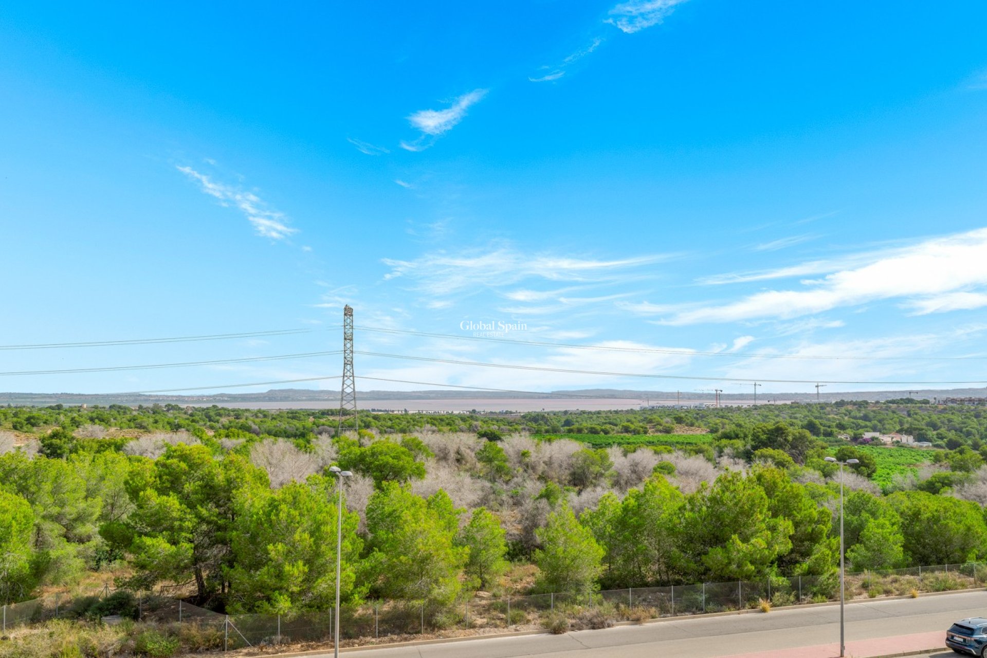Odsprzedaż - WILLA  -
ORIHUELA COSTA - VILLAMARTÍN