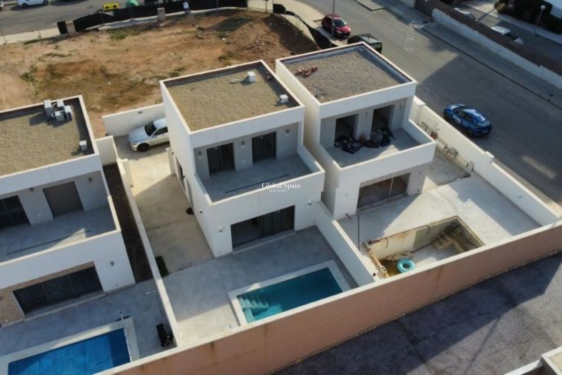 Odsprzedaż - WILLA  -
ORIHUELA COSTA - 