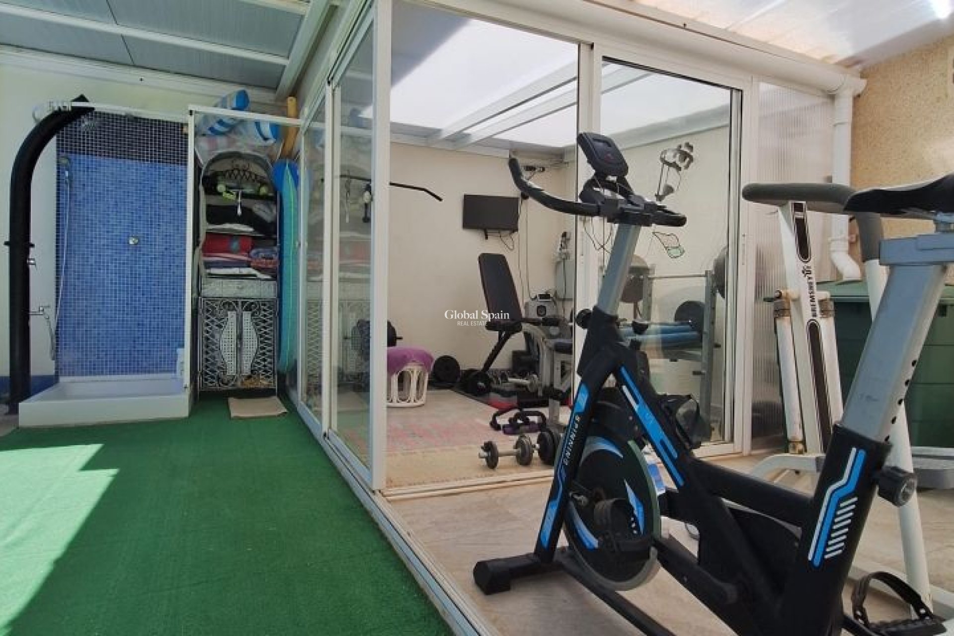 Odsprzedaż - WILLA  -
ORIHUELA COSTA - 