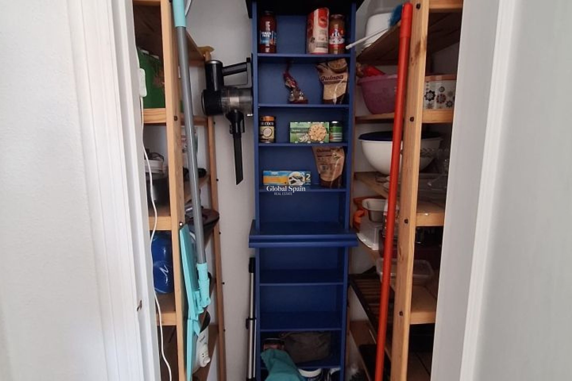 Odsprzedaż - WILLA  -
ORIHUELA COSTA - 