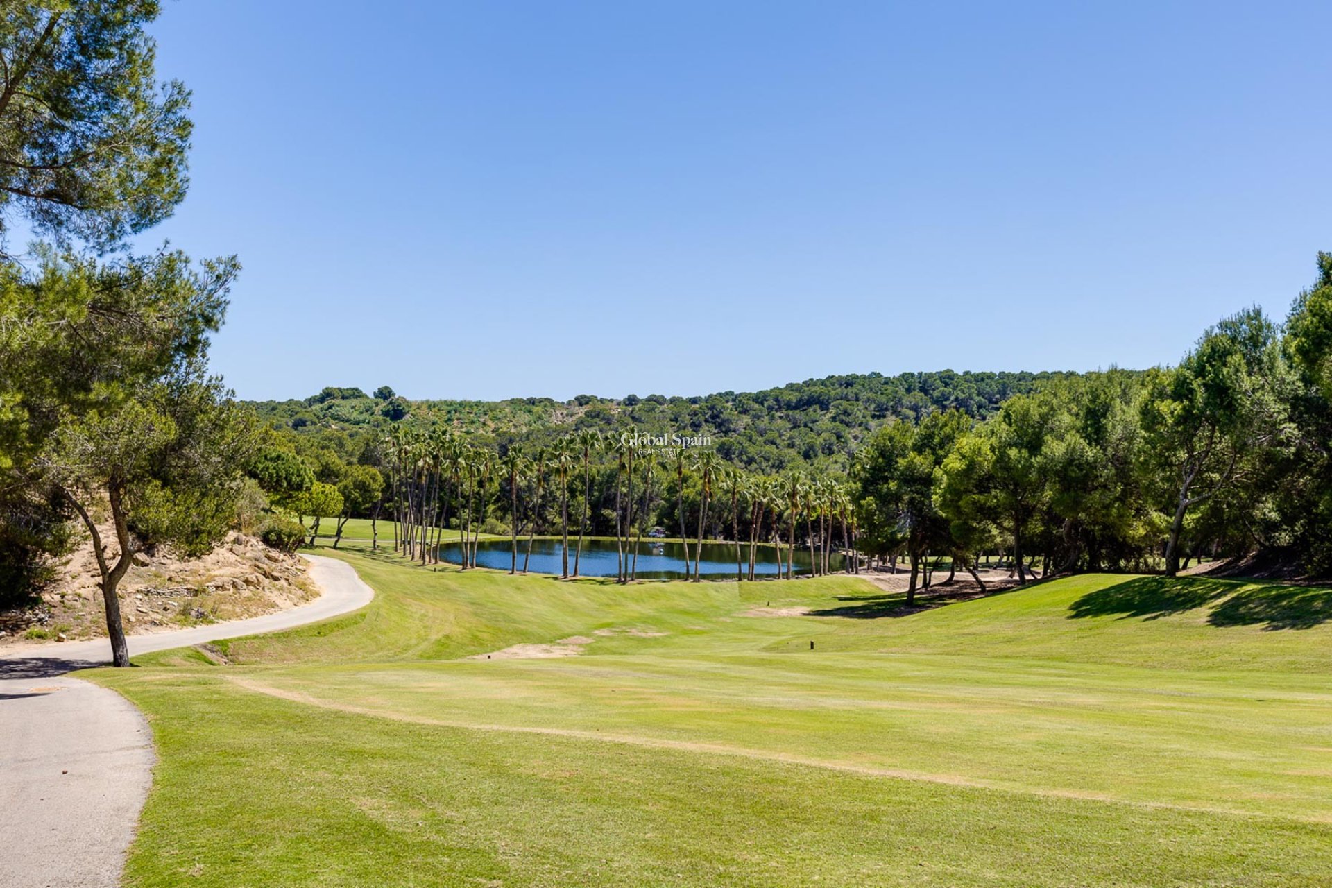 Odsprzedaż - WILLA  -
ORIHUELA COSTA - 