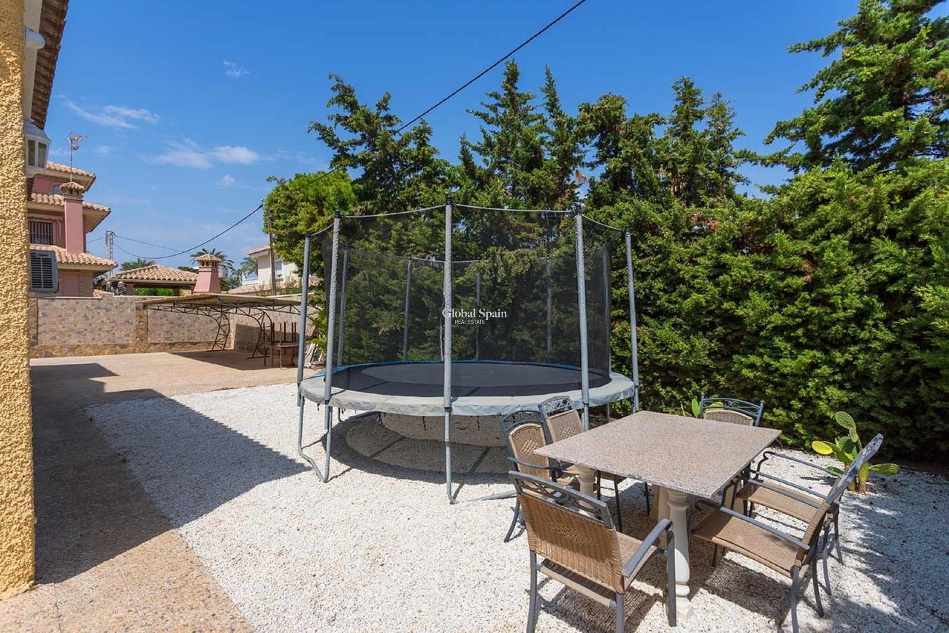 Odsprzedaż - WILLA  -
ORIHUELA COSTA - 