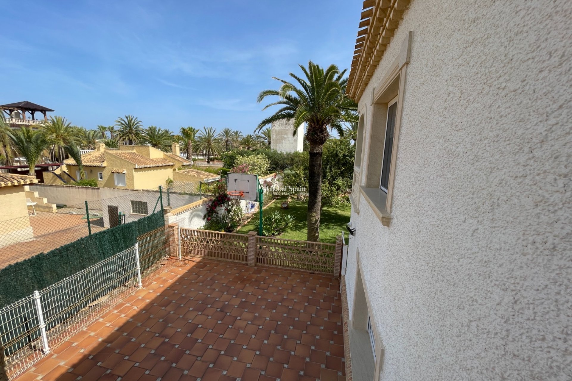 Odsprzedaż - WILLA  -
ORIHUELA COSTA - 