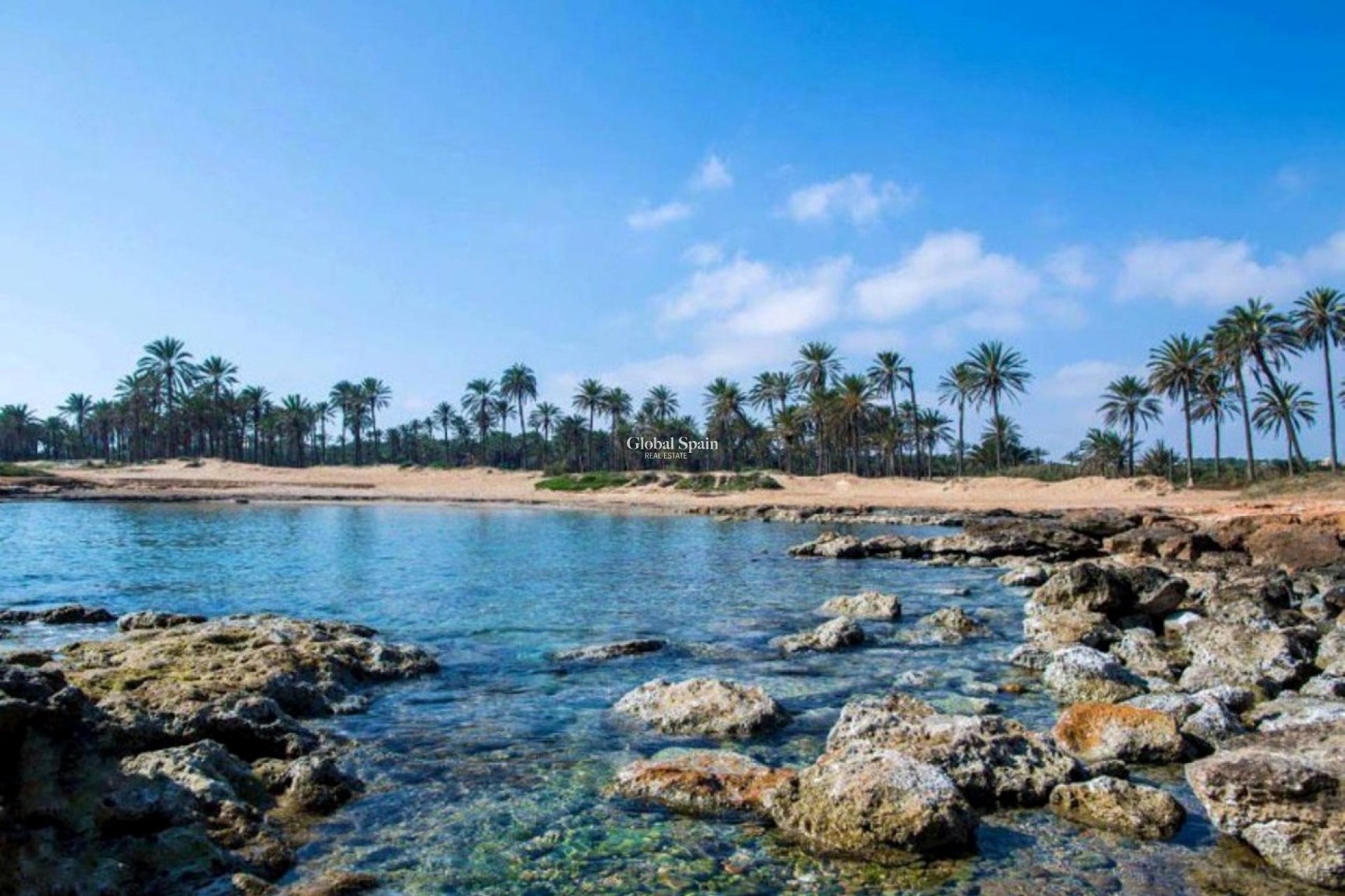 Odsprzedaż - WILLA  -
ORIHUELA COSTA - 