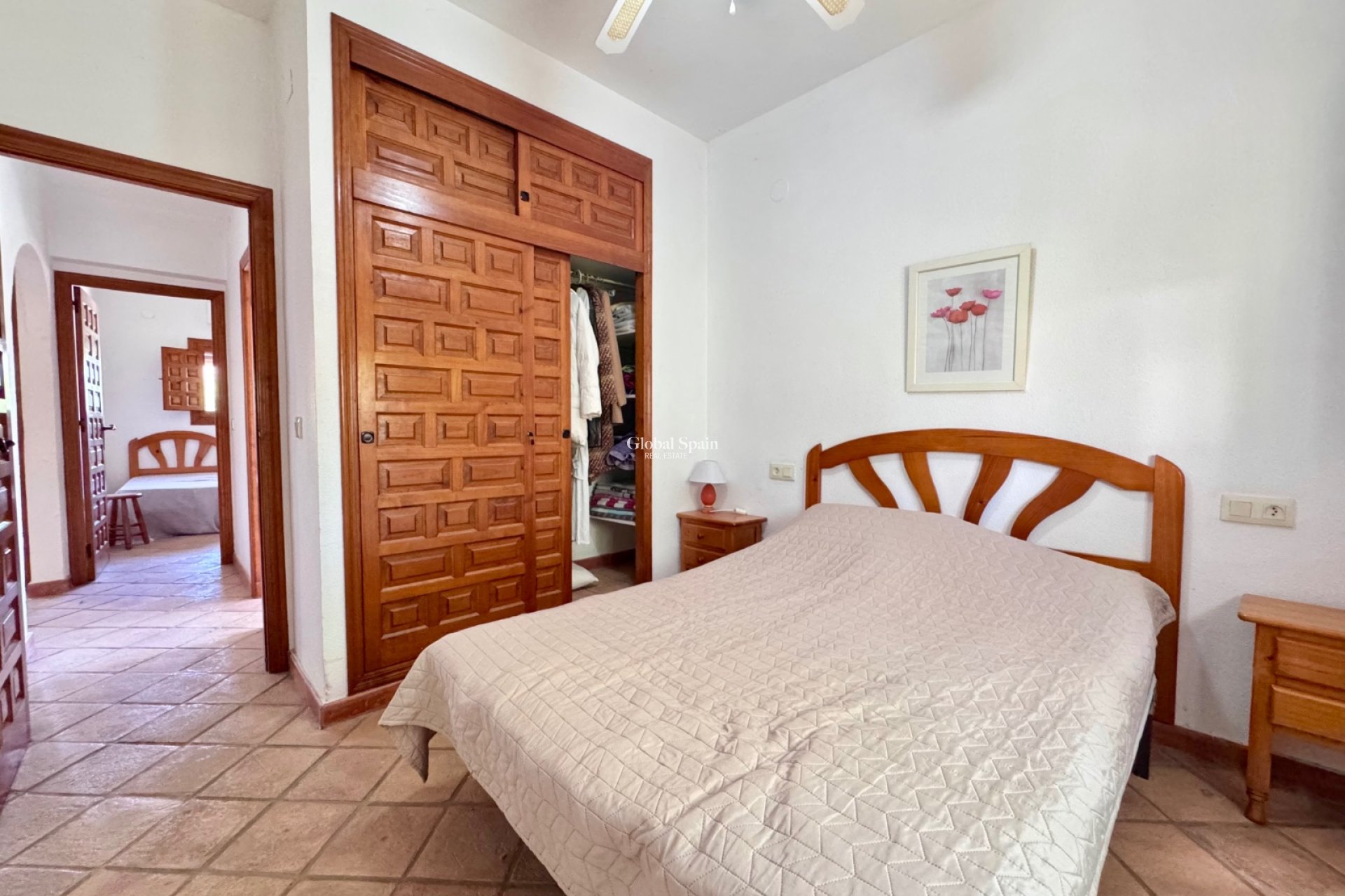Odsprzedaż - WILLA  -
ORIHUELA COSTA - 
