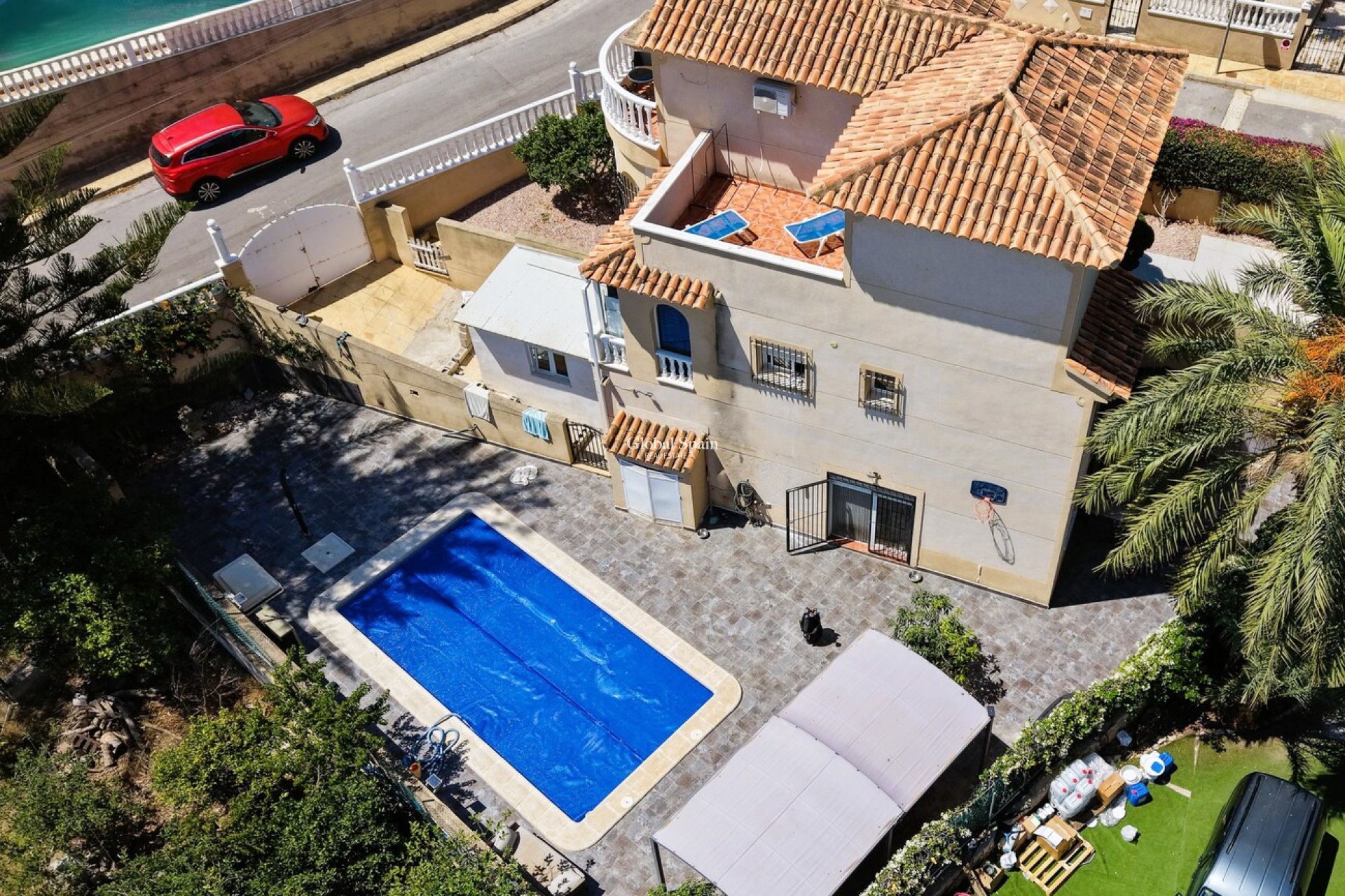 Odsprzedaż - WILLA  -
ORIHUELA COSTA - 